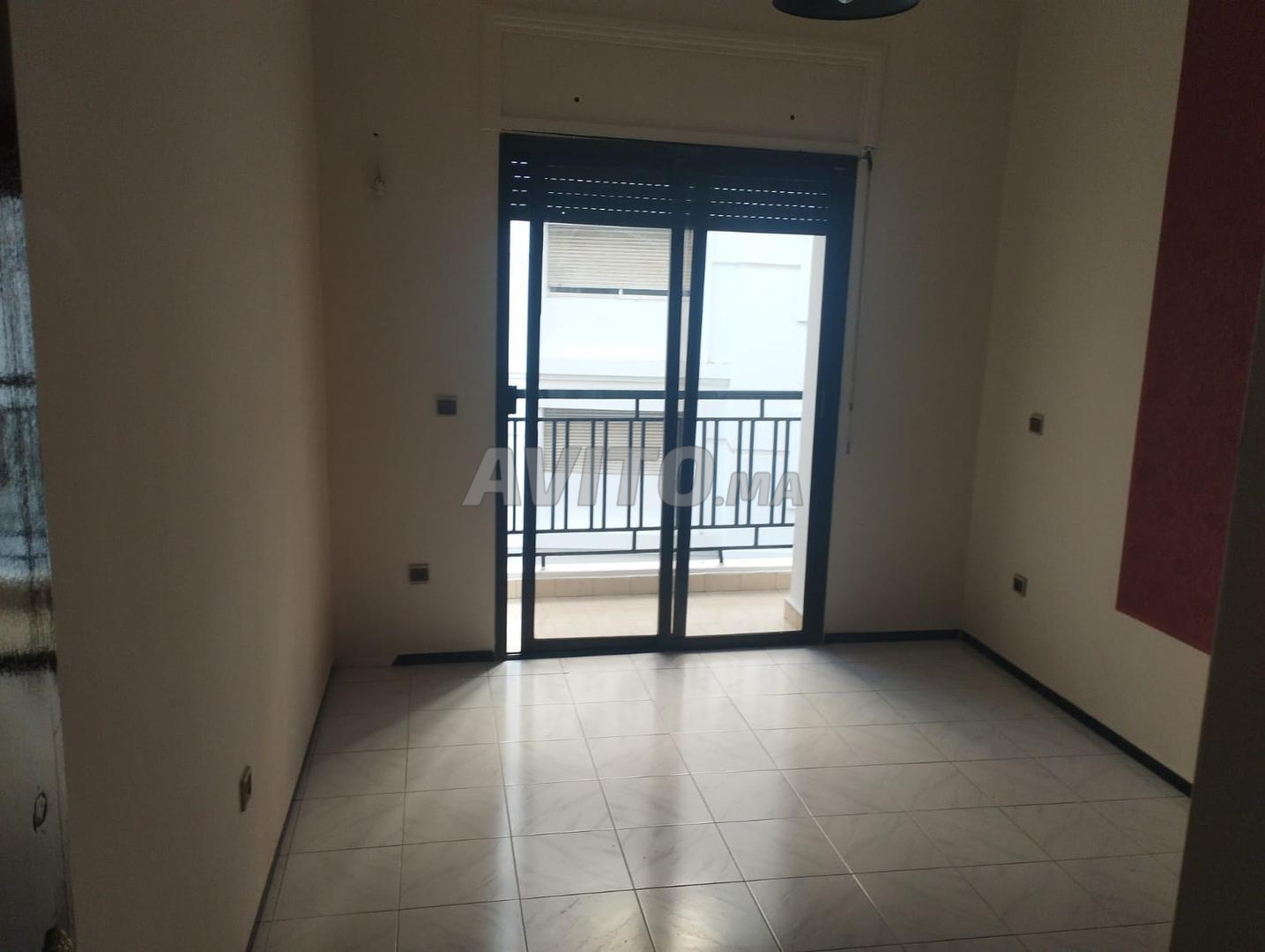 Appartement vide à louer Ziraoui