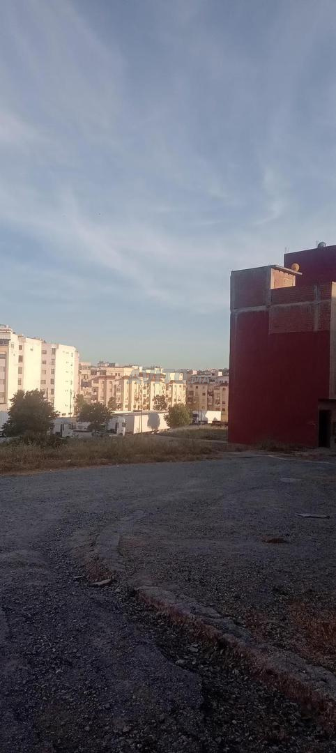 Maison à vendre dans le quartier de Mghogha