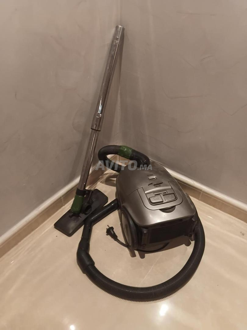 Aspirateur électrique à vendre