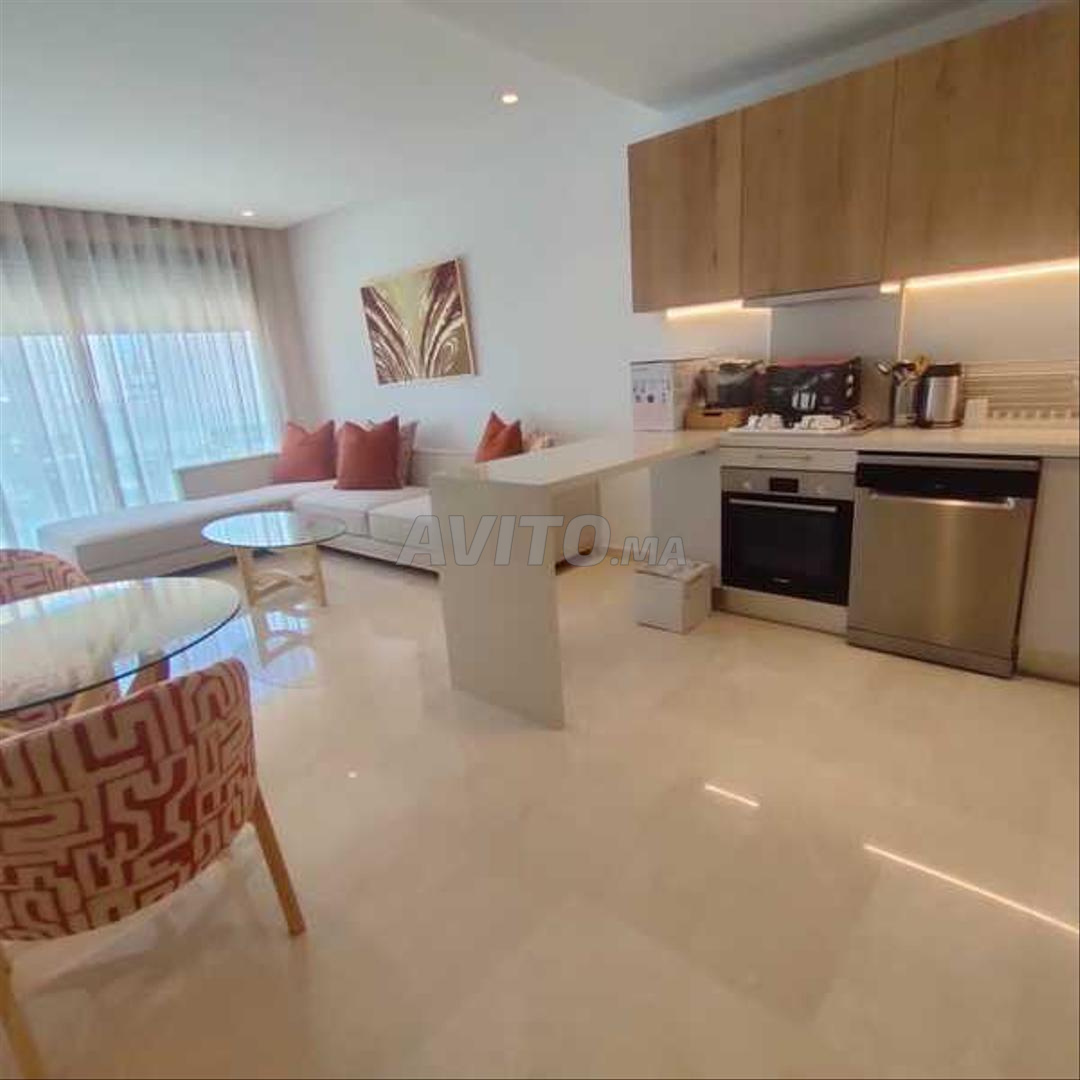 186700-Appt à louer à 10500DH à Casablanca Finance