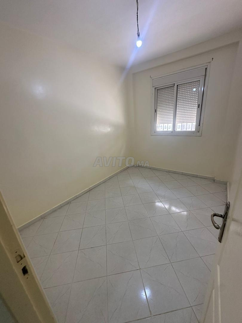 Appartement vide à louer à Oulfa