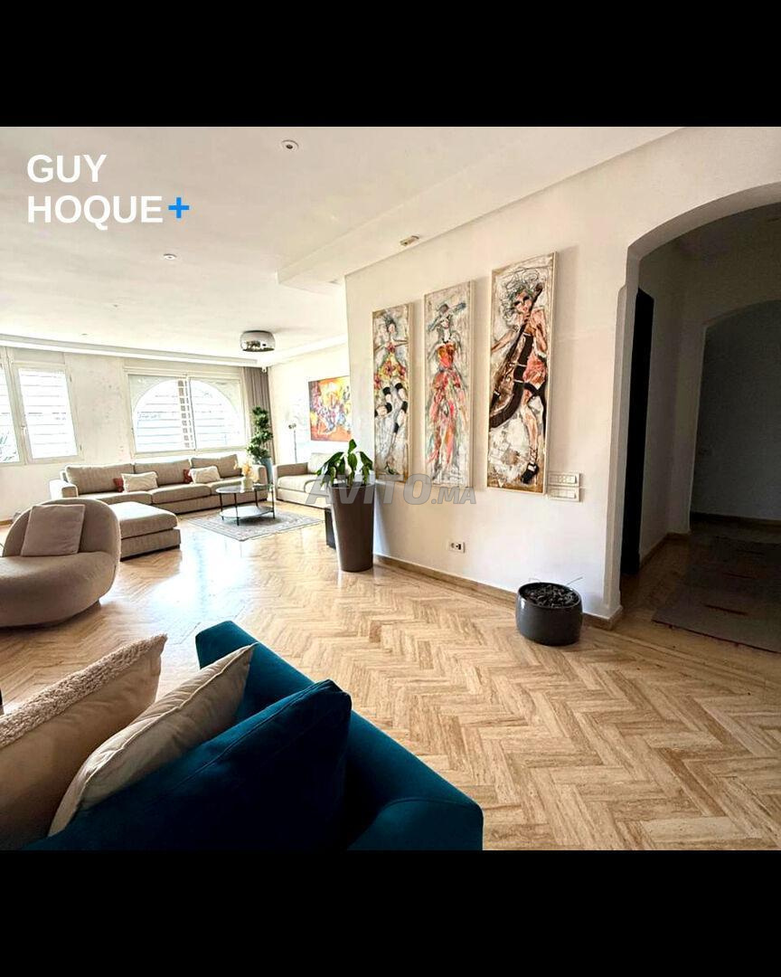 Appartement à vendre 174 m² sur place Ollier
