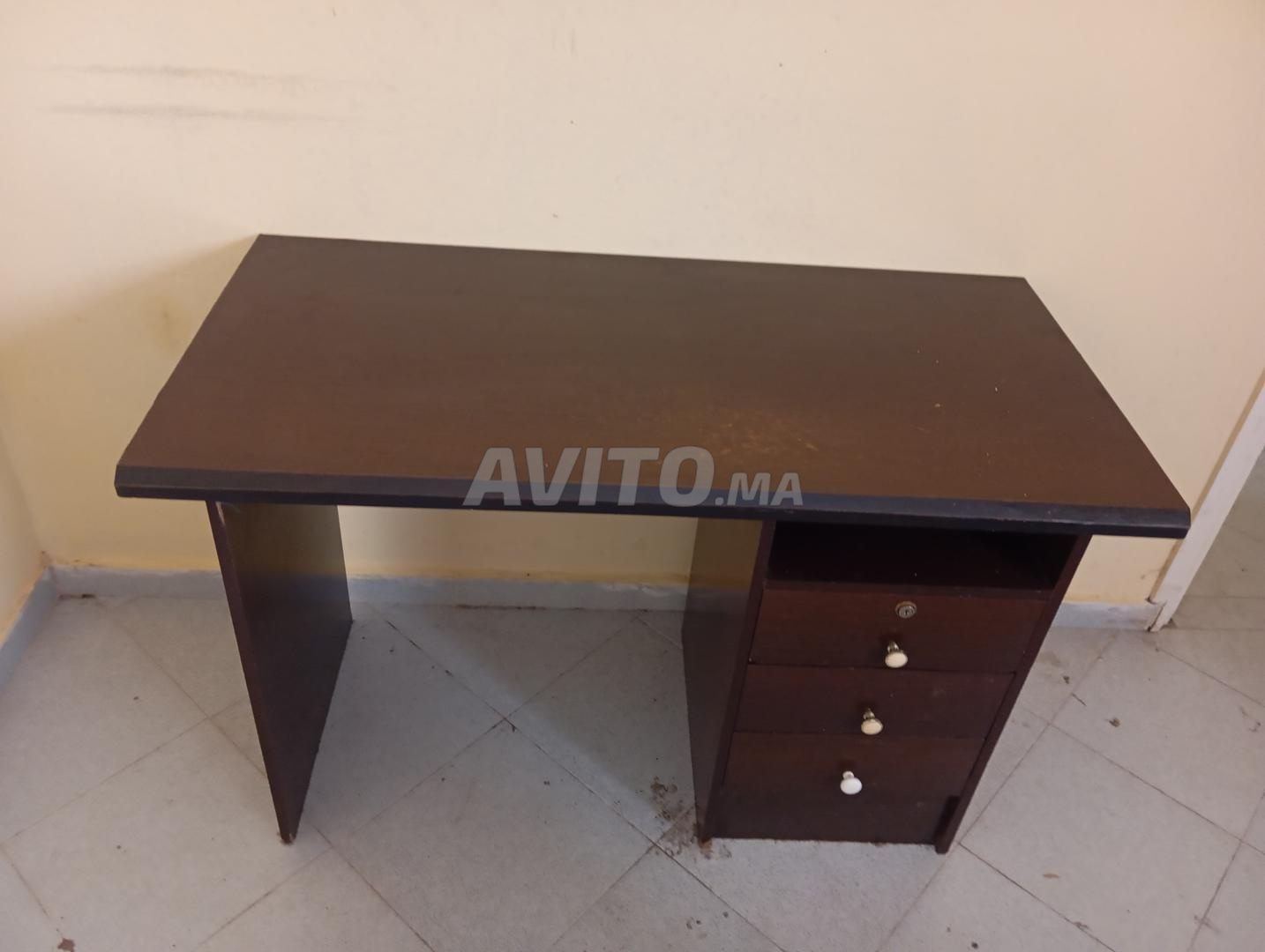 Bureau bois 3 tiroirs à vendre