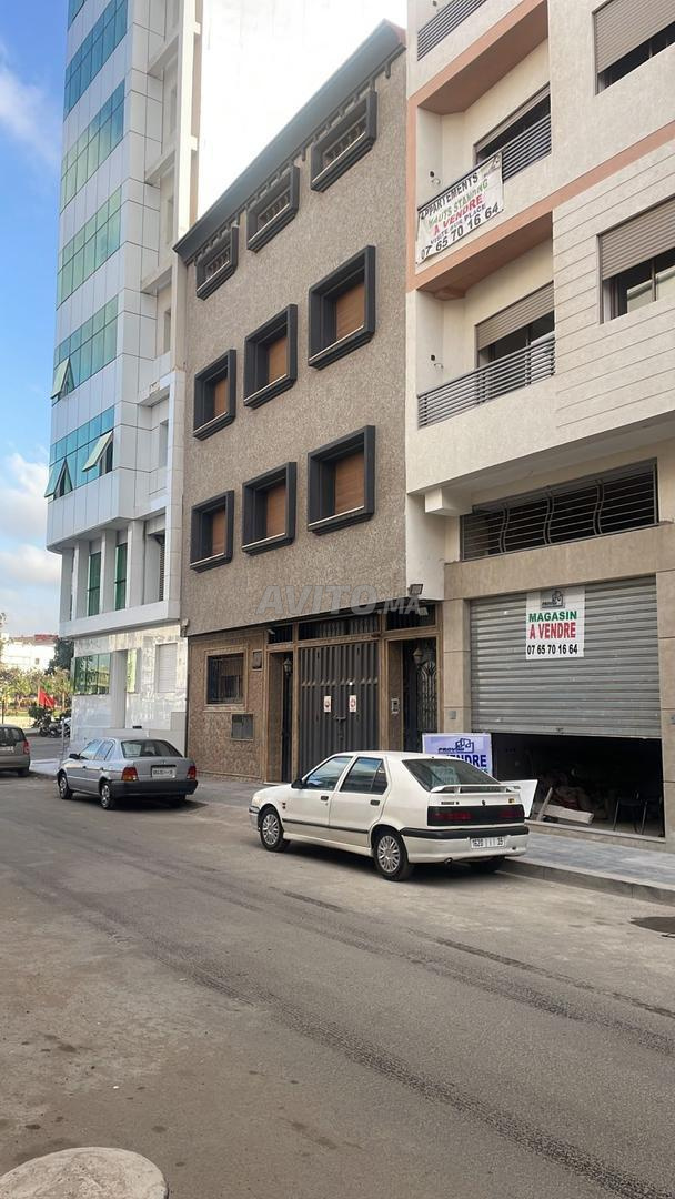 MAGASIN À LOUER