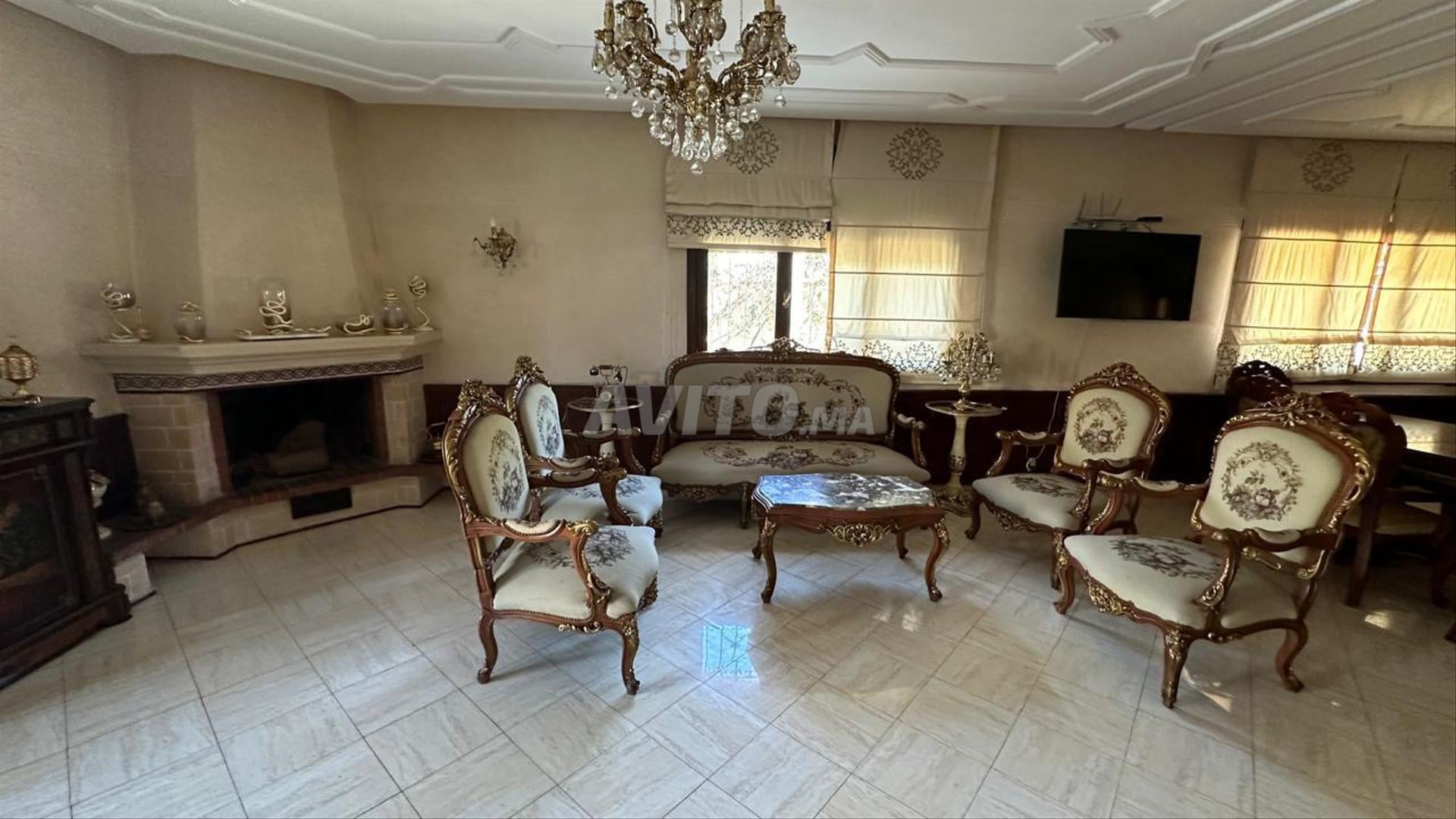 Villa à vendre au quartier Souriyene