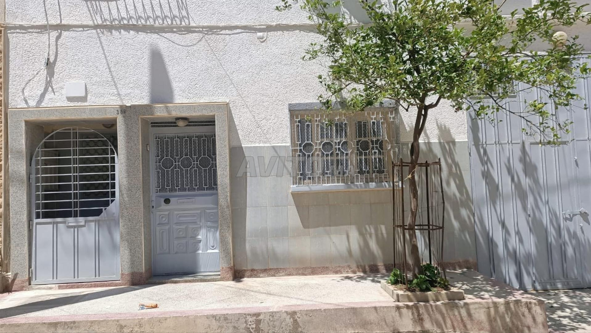 Bas de villa à louer de 100m² dans le quartier Massoudia Taza