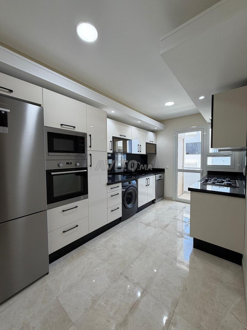 Appartement à vendre 141 m² à Casablanca