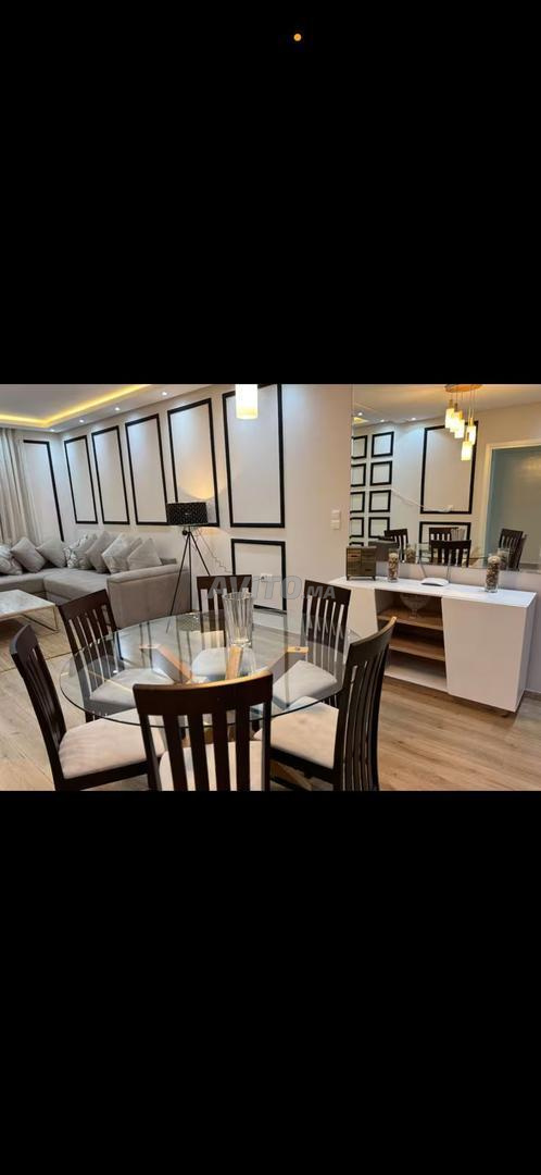 Appartement à louer 130 m² à Rabat