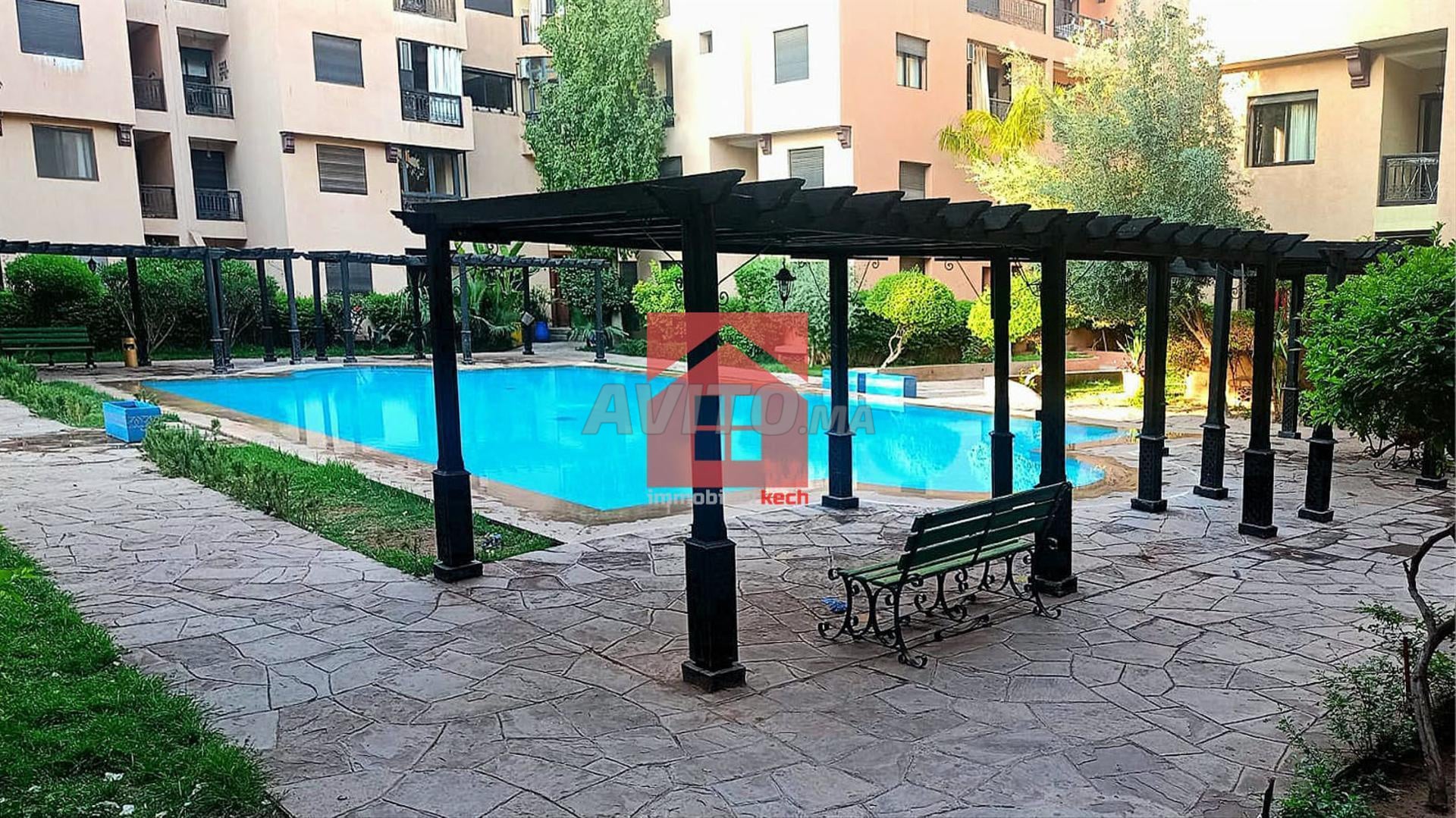 Appartement meublé avec piscine près de Marjane à louer mensuellement 😍