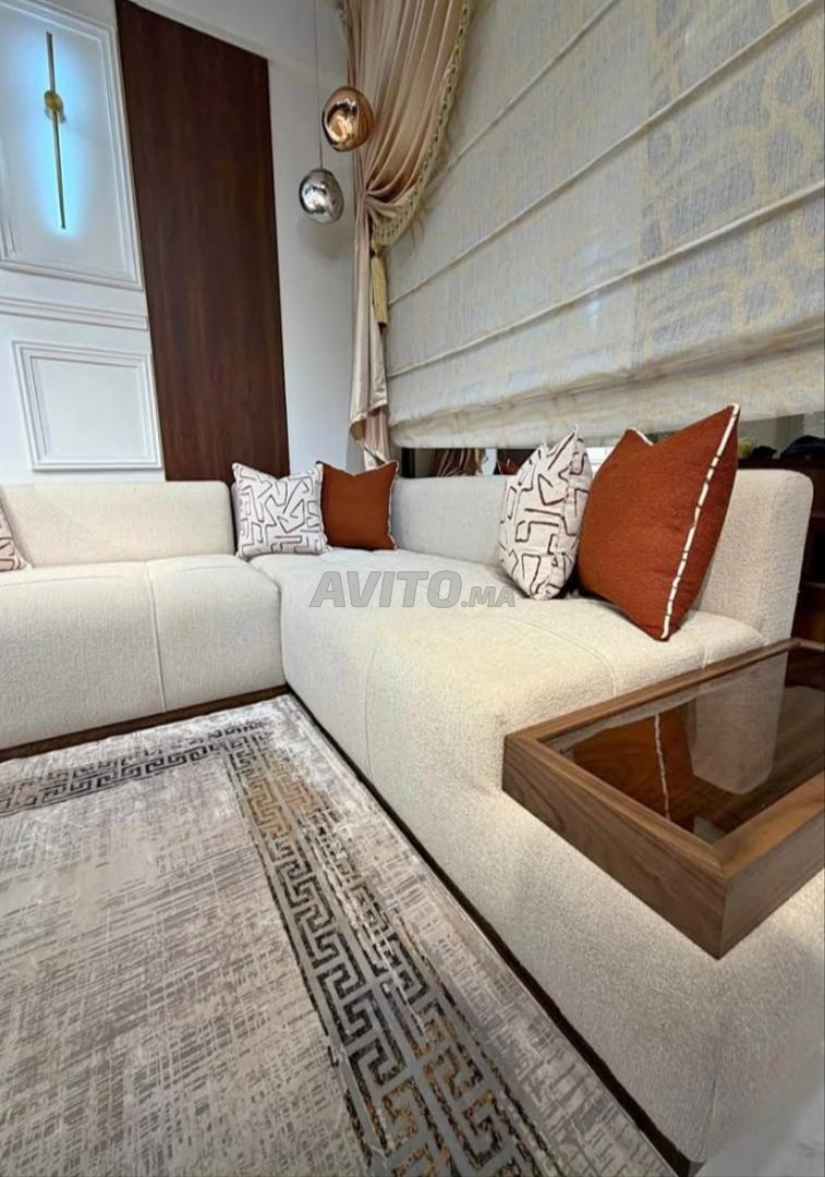 Appartement meublé à louer quotidiennement, prêt à l'emploi