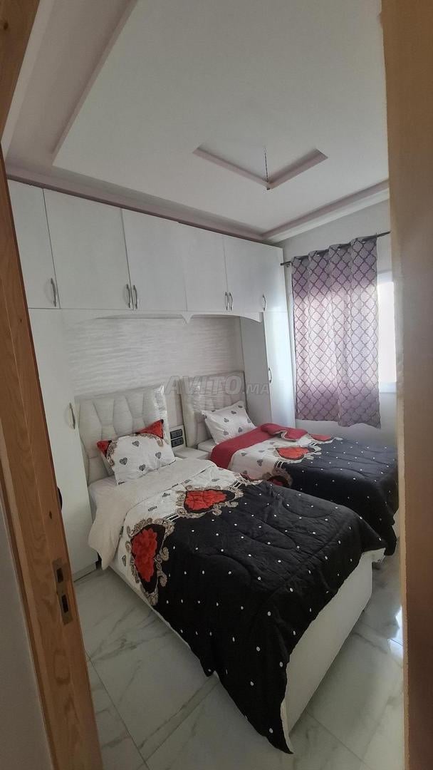 Appartement meublé et équipé. À vendre