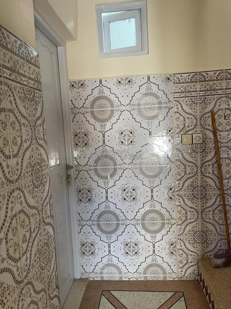 Appartement à louer 65 m² à Temara