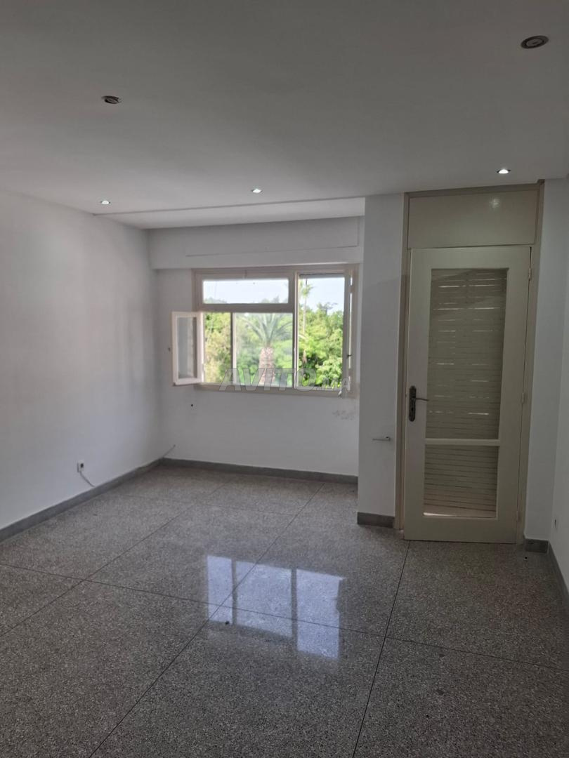 Bel Appartement à louer 100 m² à Rabat