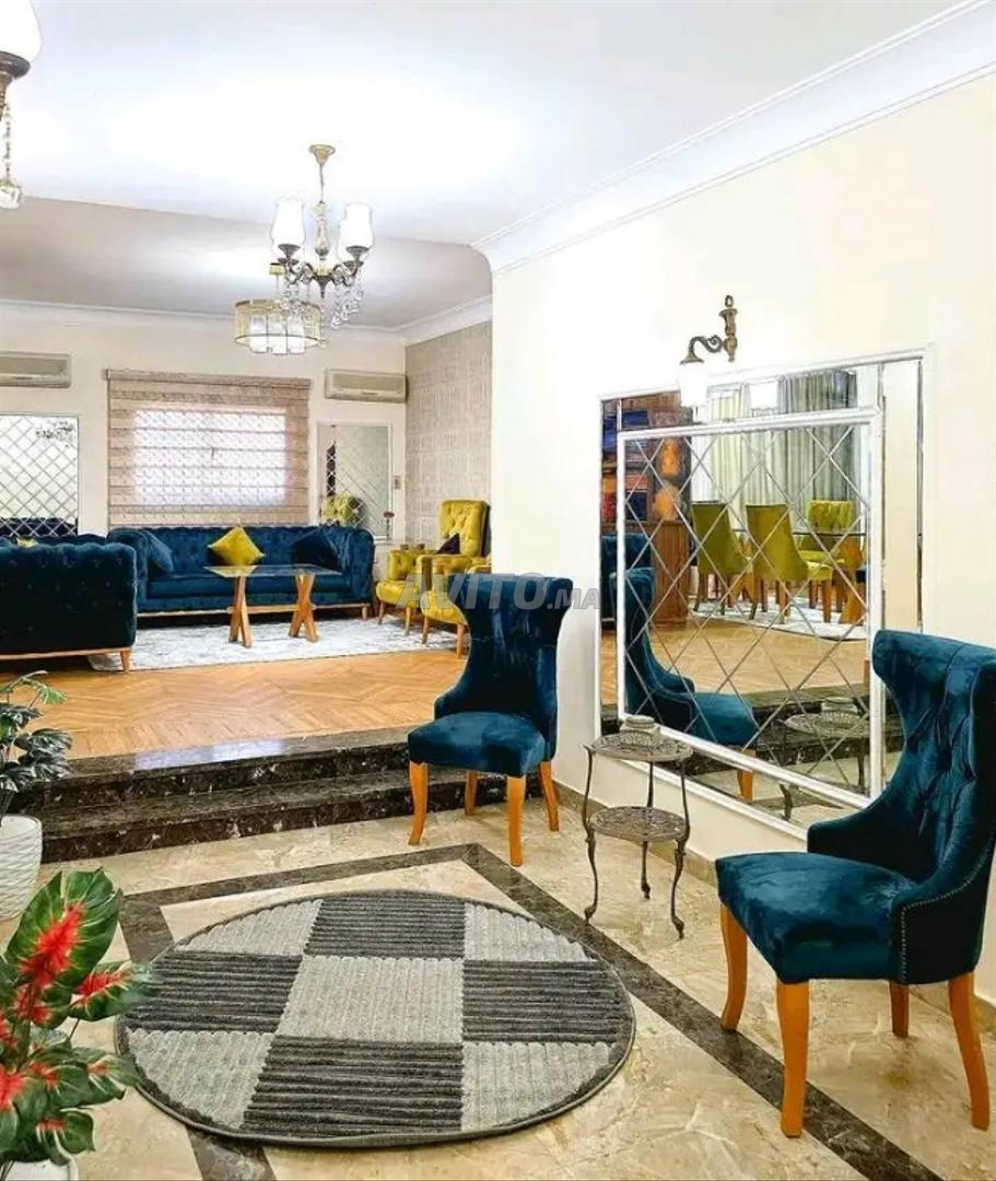 Appartement meublé à louer à la journée, prêt à l'emploi