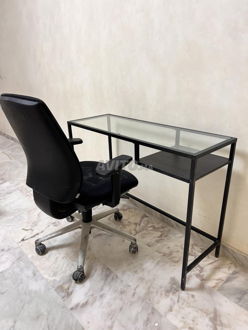 Bureau avec chaise à vendre