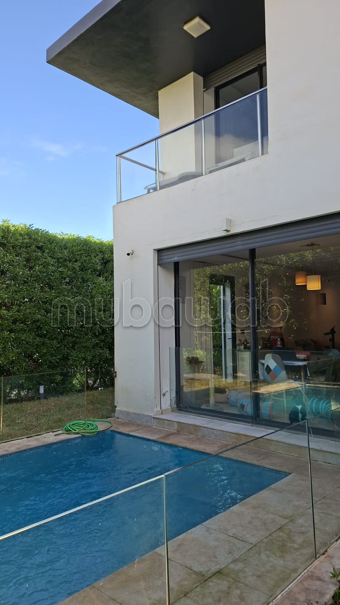 À louer – Pavillon meublé en résidence sécurisée avec piscin...