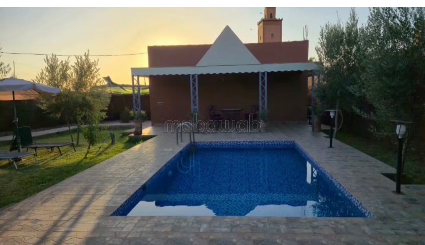 Maison à louer avec piscine