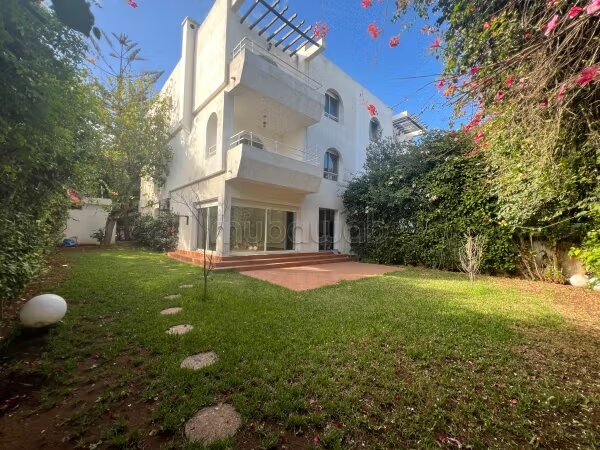 Villa 350 m² for rent in Casablanca (Ain Diab) — Photo 17