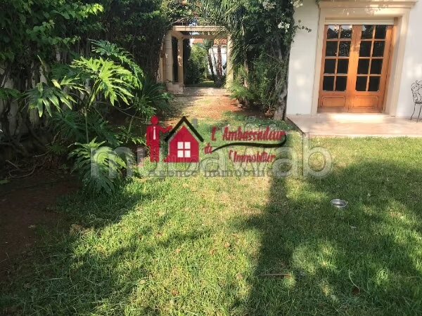 Villa 988 m² à vendre à Casablanca — Photo 3