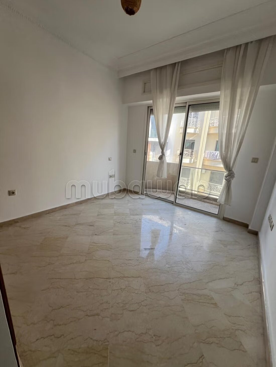 Appartement 80 m² à louer à Casablanca (Quartier Racine) — Photo 3