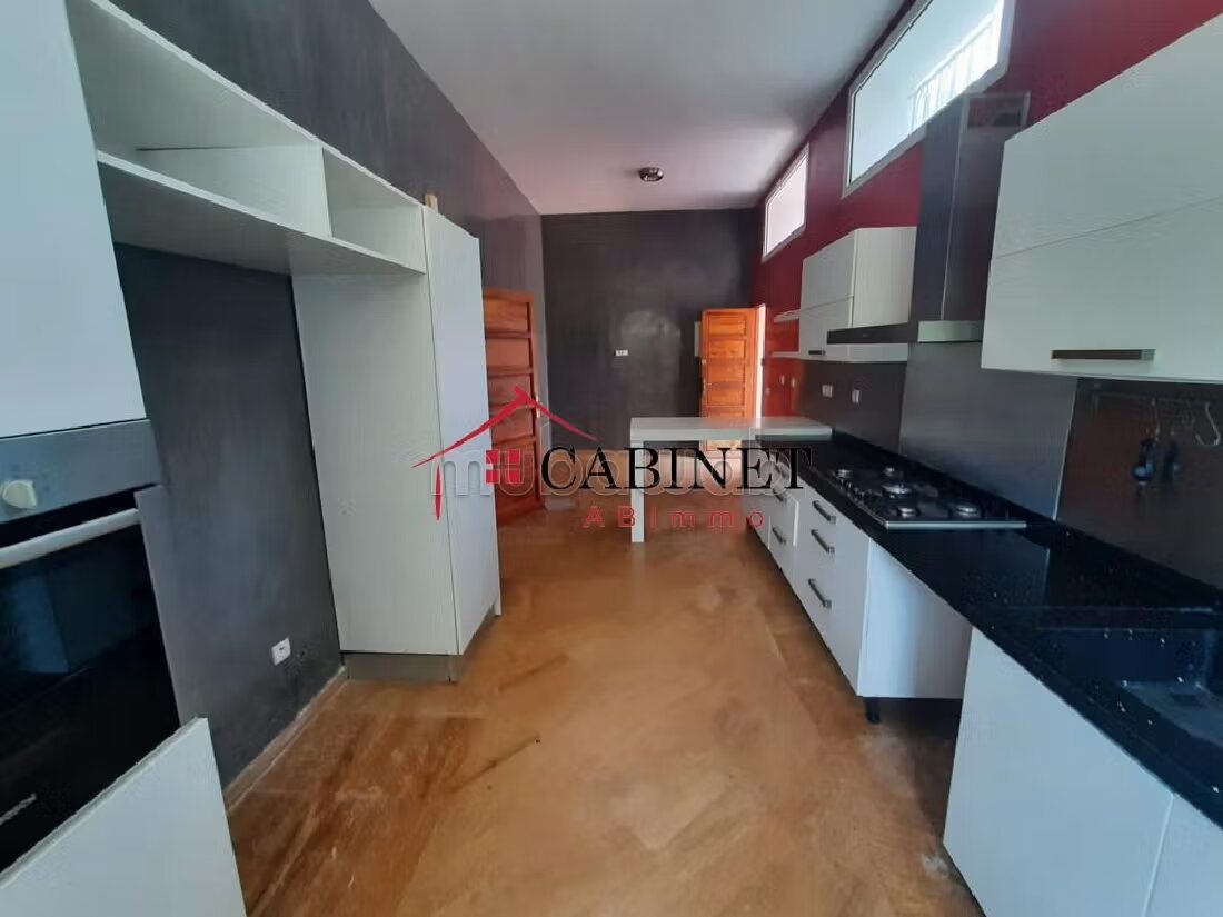 Villa 2000 m² à louer à Rabat — Photo 15