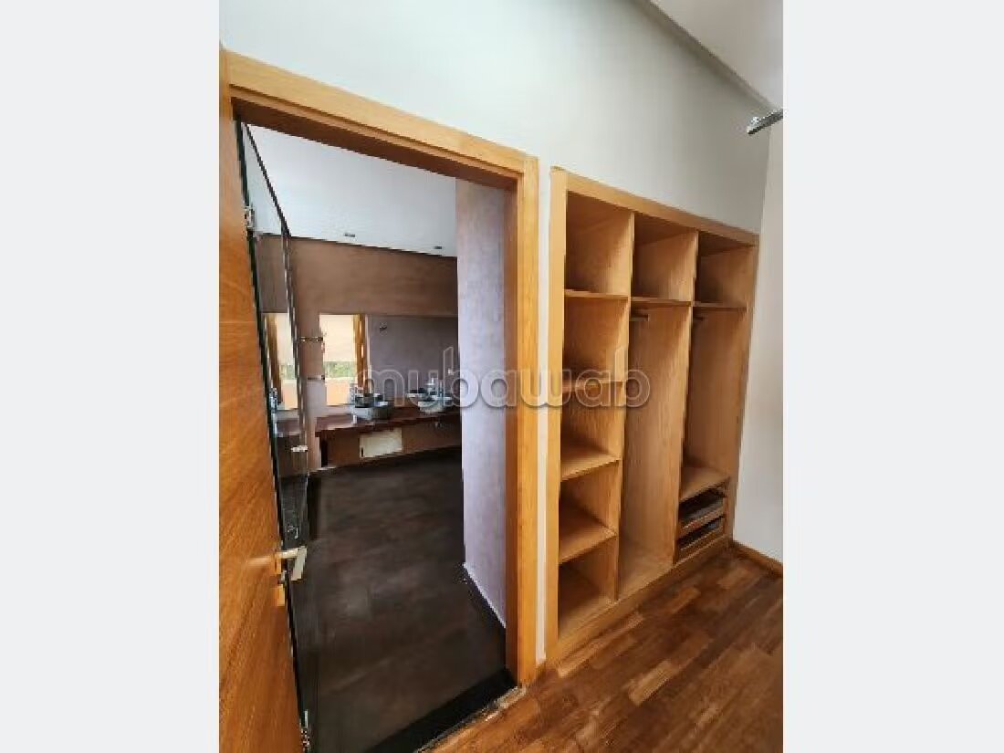 فيلا 840 م² للإيجار في الدار البيضاء (عين دياب) — Photo 16