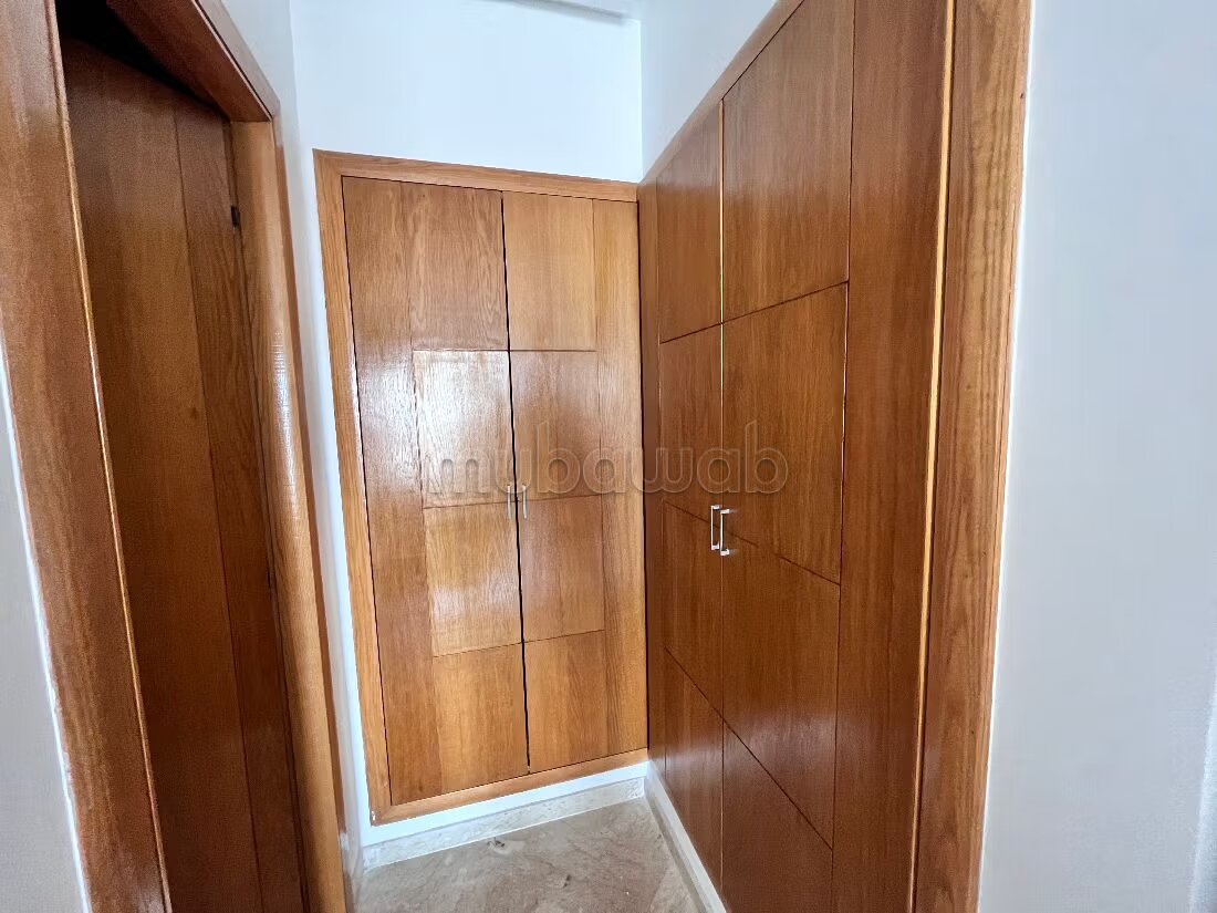 شقة للإيجار في الدار البيضاء — Photo 4