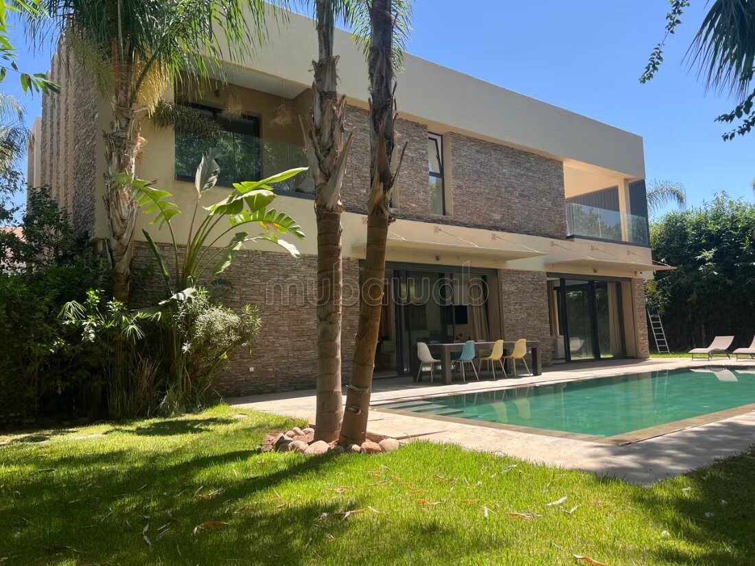 Villa 540 m² à louer à Marrakech — Photo 3