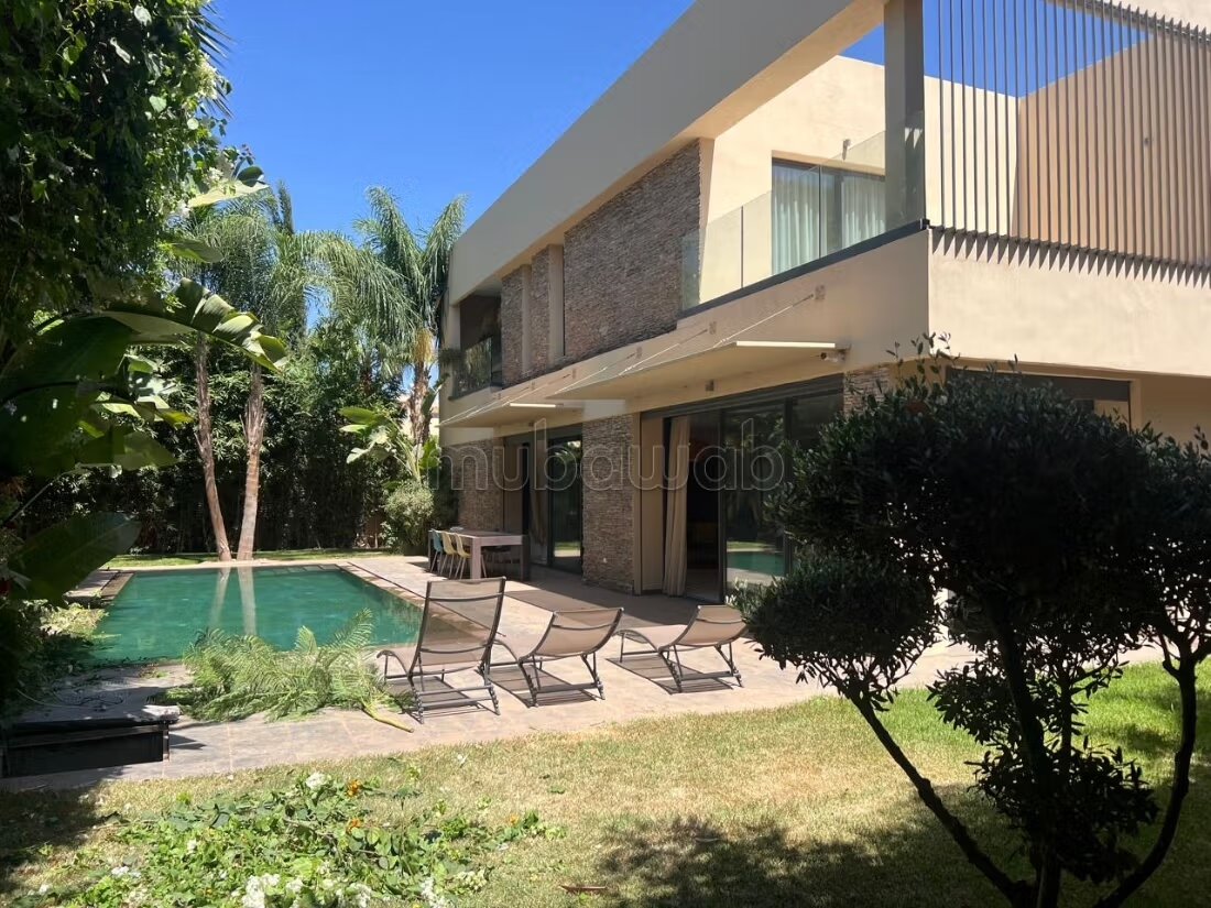 Villa 540 m² à louer à Marrakech — Photo 4