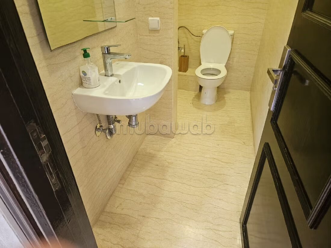 3-story Villa for Sale in Casablanca — Photo 8
