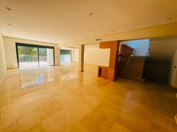 Villa avec piscine à louer à Casablanca — Photo 13