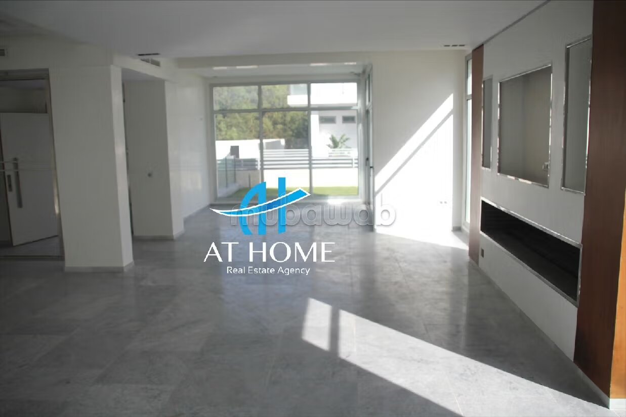 فيلا حديثة مع منظر على خليج طنجة — Photo 5