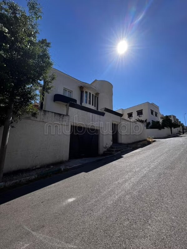 فيلا حديثة مع منظر على خليج طنجة — Photo 11
