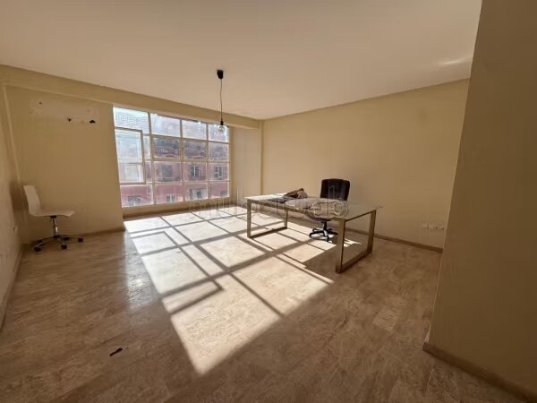 Office 109 sqm for sale in Marrakech Gueliz — Photo 19