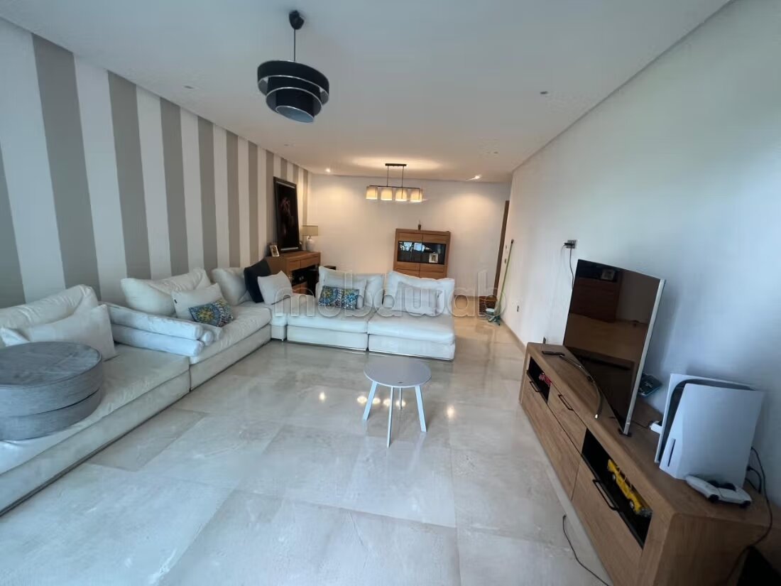 Apartment 138 m² for rent in Rabat – Souissi — Photo 4