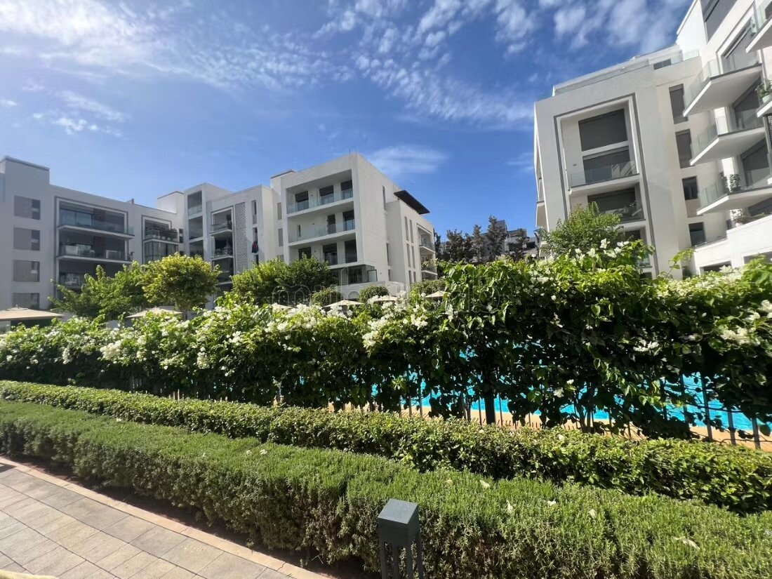 Apartment 138 m² for rent in Rabat – Souissi — Photo 10