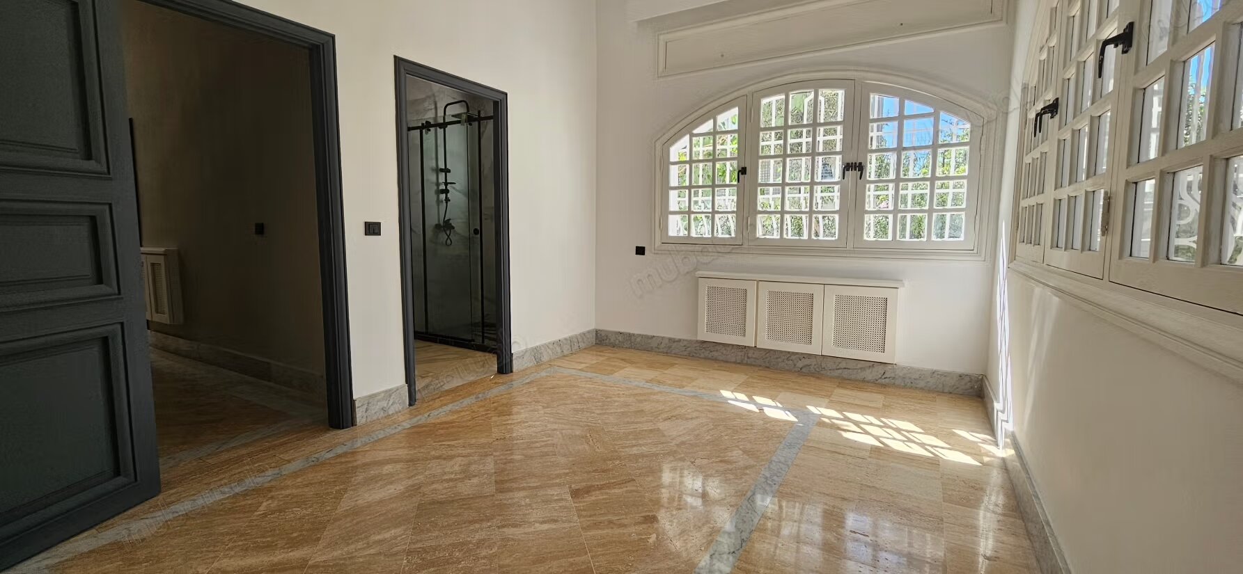 Villa 1000 m² for rent in الدار البيضاء — Photo 14