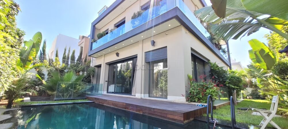 Villa 1000 m² for rent in الدار البيضاء — Photo 25