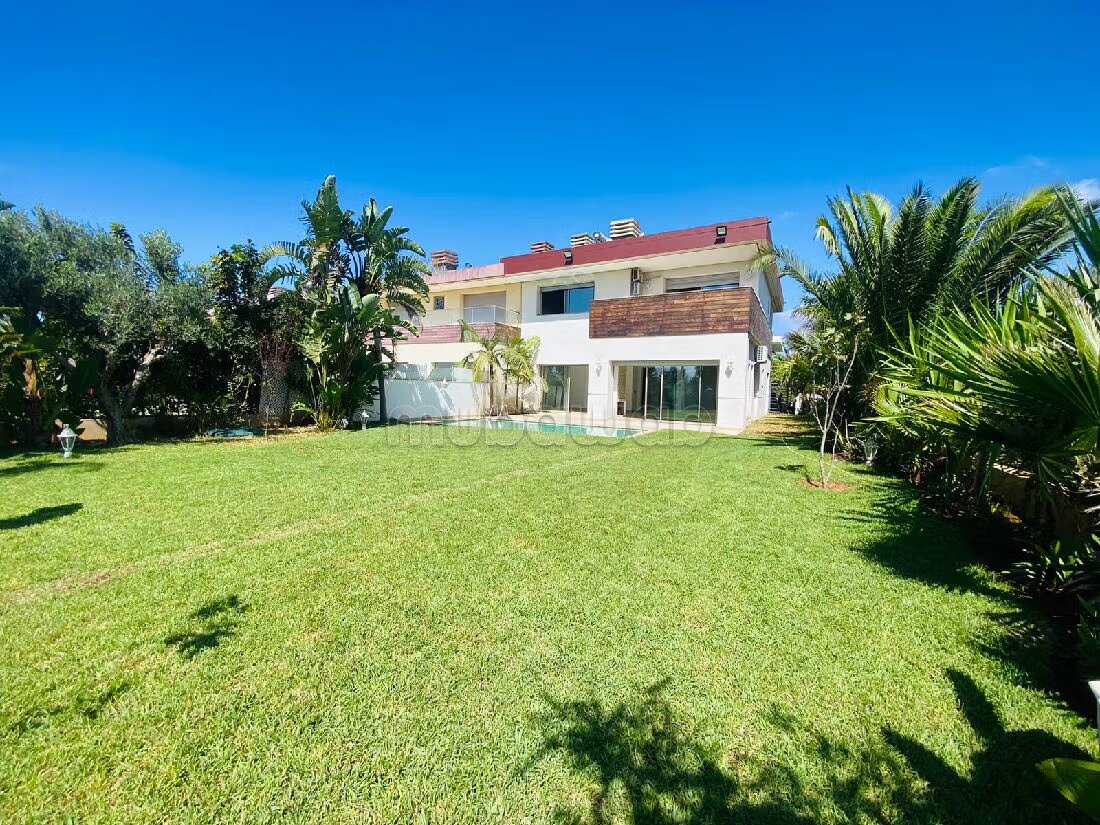 Villa 650 m² à louer à Casablanca – Ville Verte, Bouskoura à Casablanca