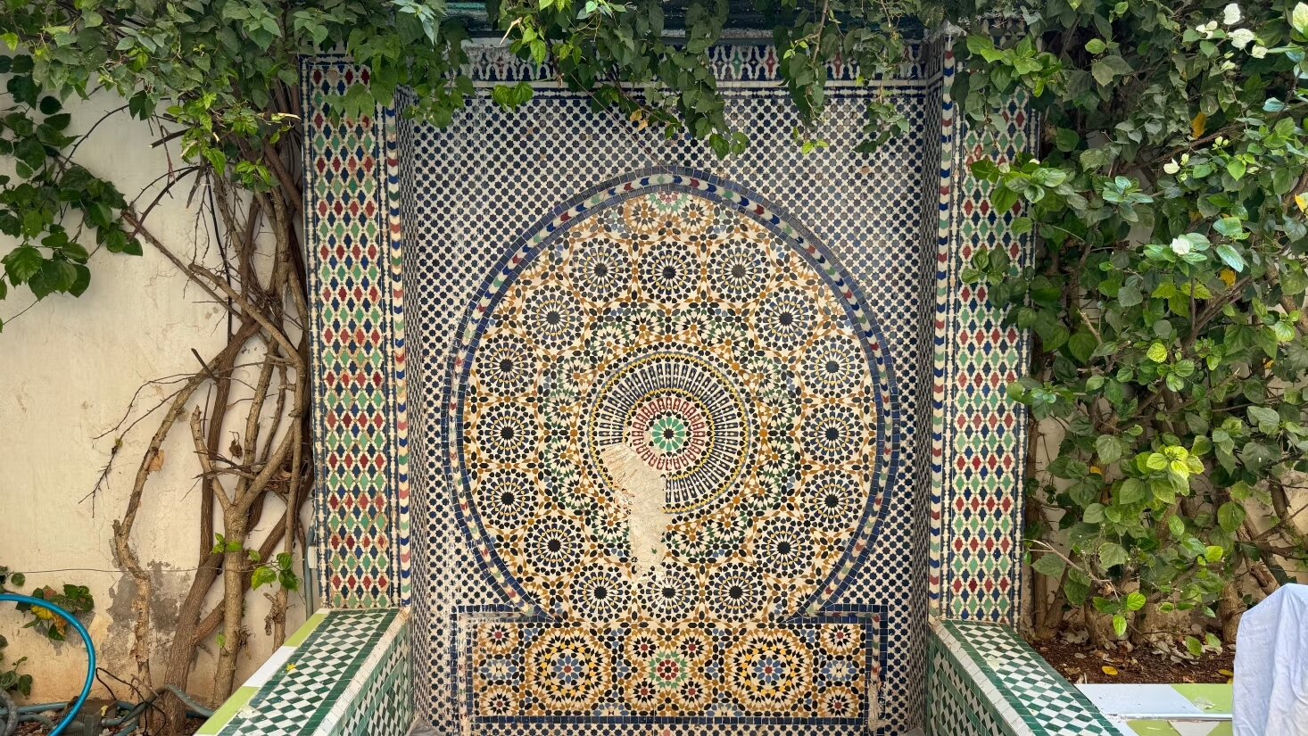 فيلا 4 غرف 3 صالونات للإيجار في الدار البيضاء (أولفا ود حجاب) — Photo 12