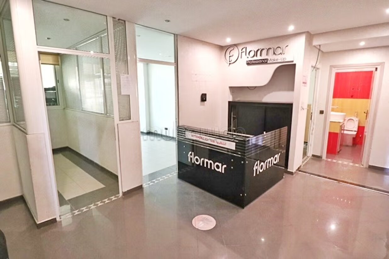 Bureau 198 m² à vendre à Casablanca – Benjdia à Casablanca