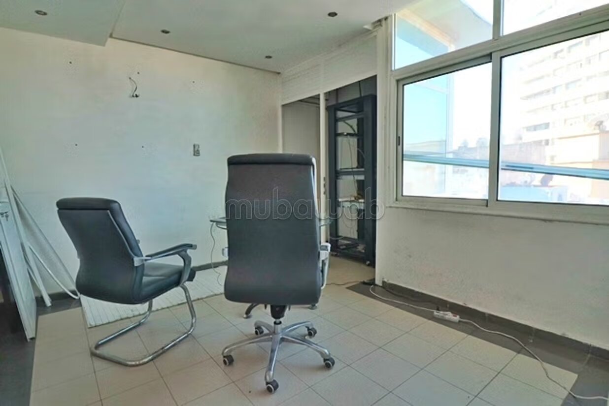 Bureau 198 m² à vendre à Casablanca – Benjdia — Photo 6