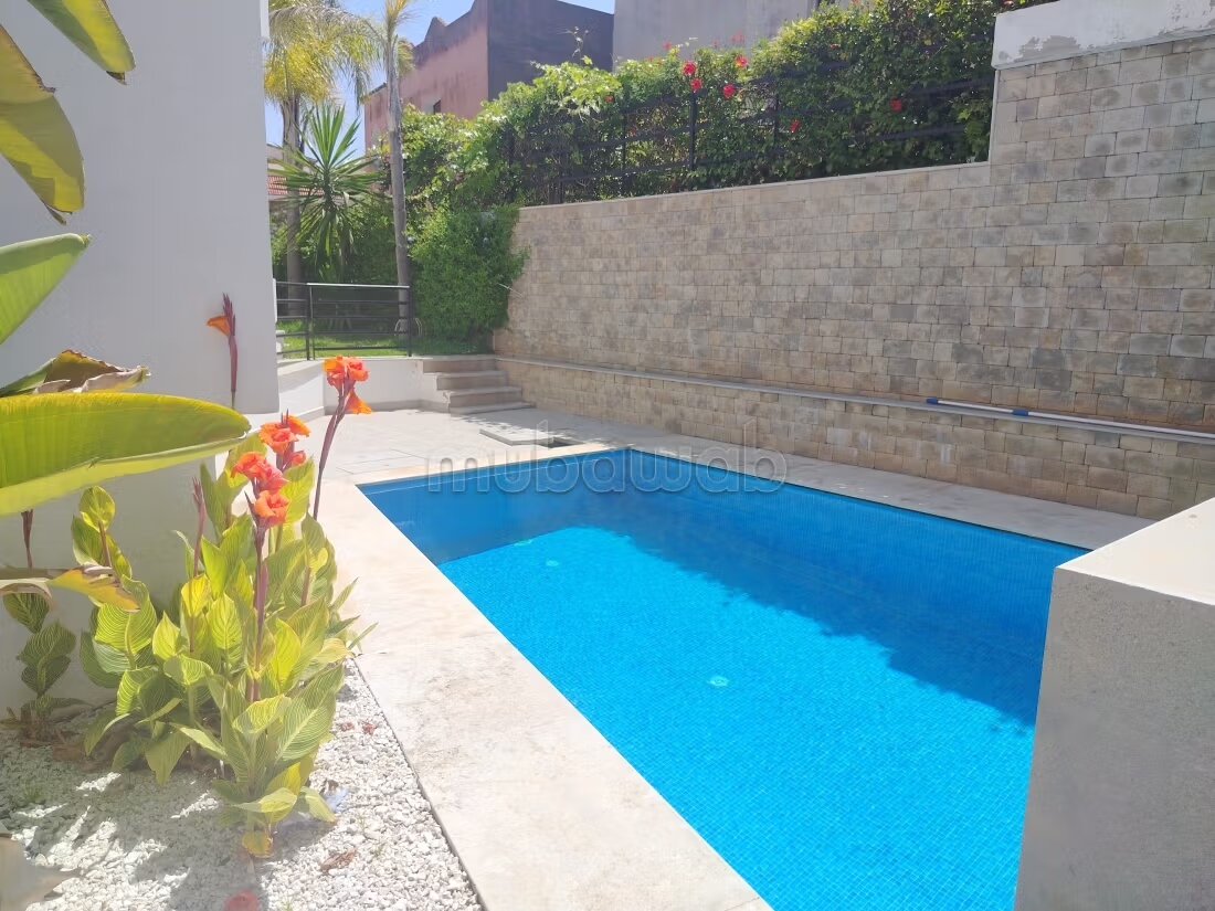 Villa 620 m² à vendre à Kénitra, Bir Rami à Kénitra