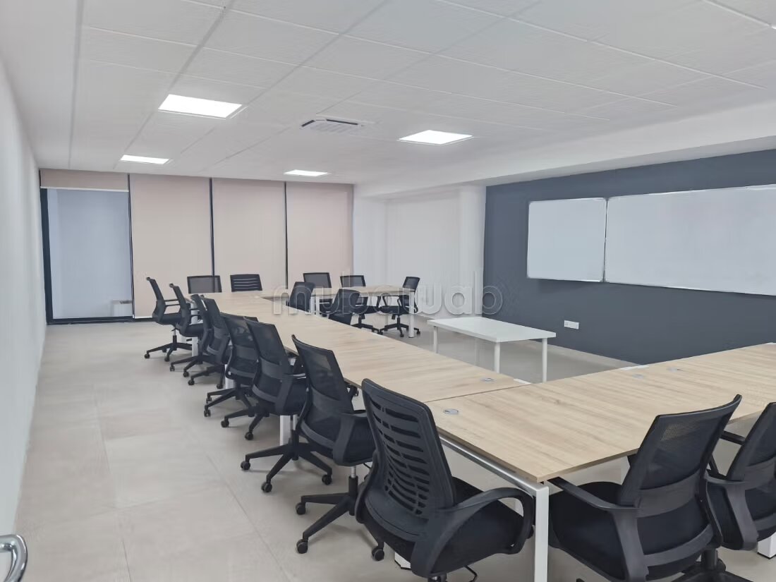 Office 167 sqm for rent in Rabat – Souissi — Photo 4