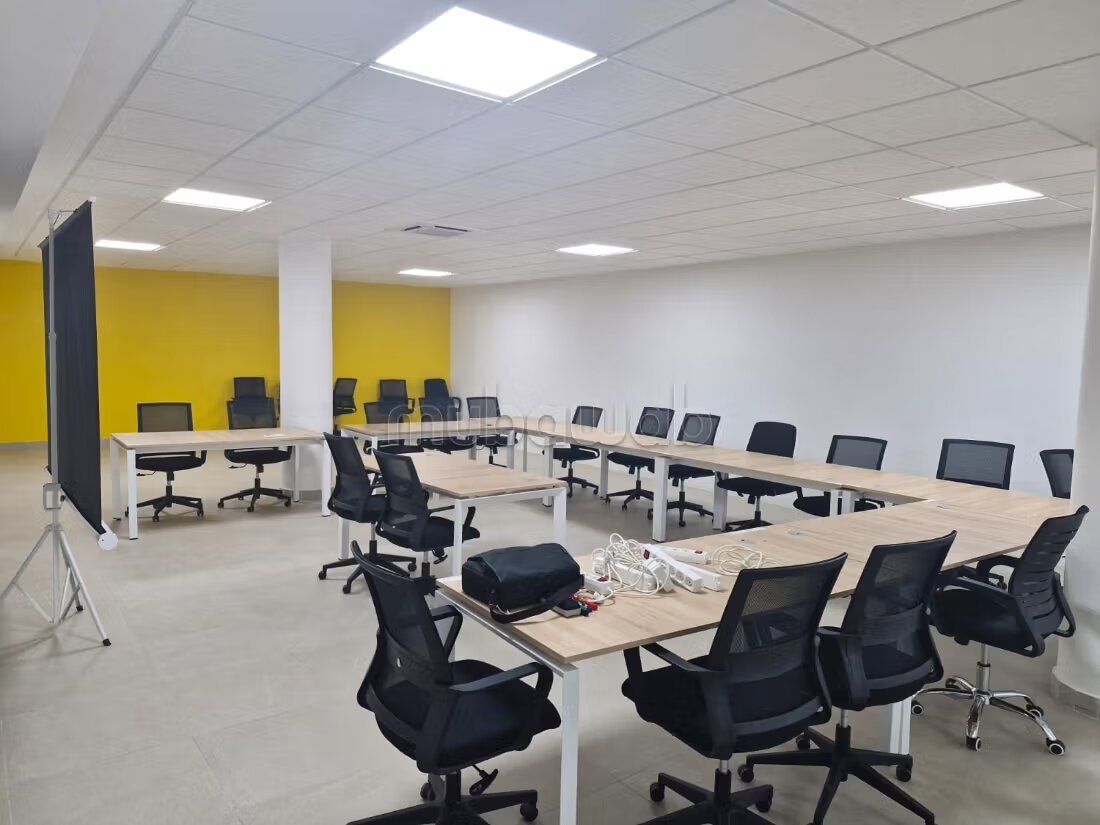 Office 167 sqm for rent in Rabat – Souissi — Photo 6