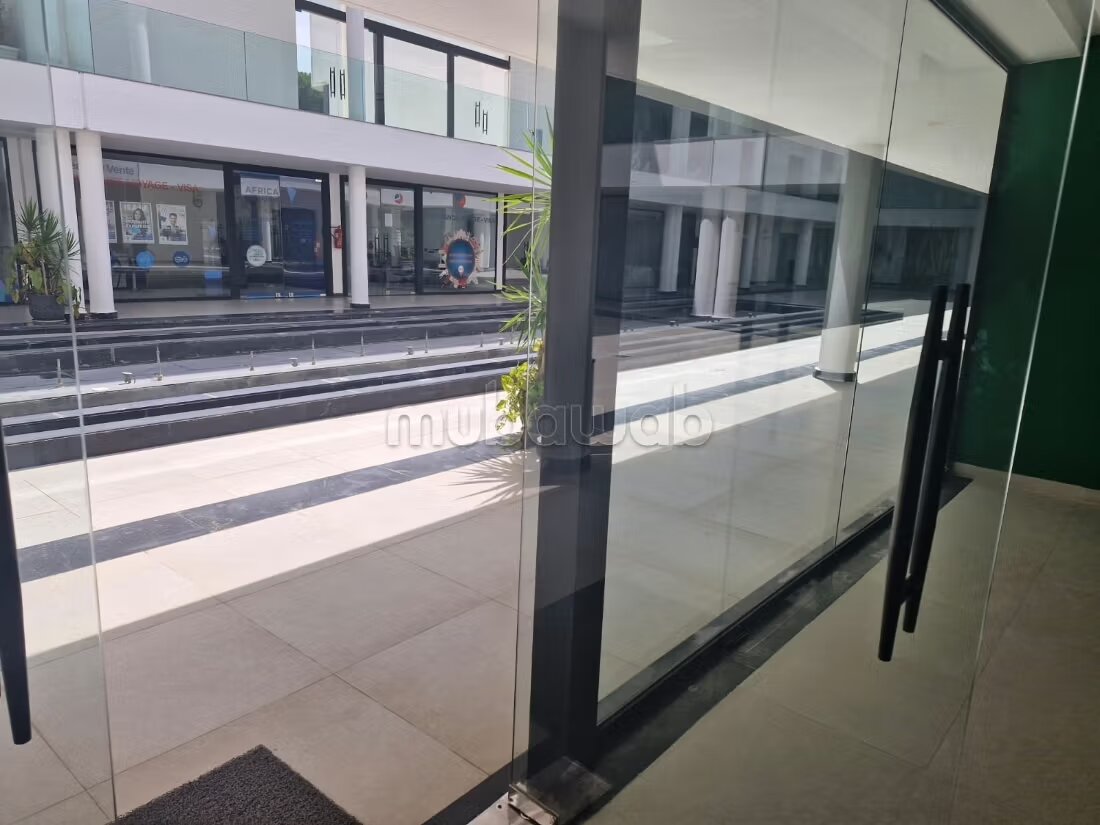 Office 167 sqm for rent in Rabat – Souissi — Photo 12