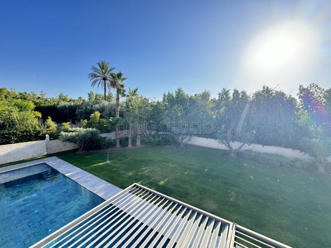 Villa d’Exception à Vendre – Golf Amelkis Marrakech, Piscine...