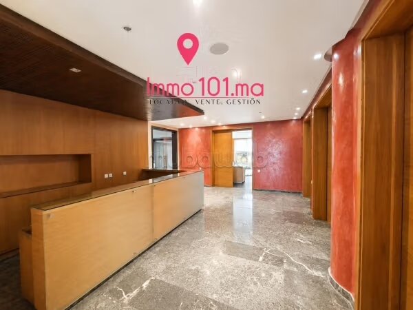 Office 300 m² for rent in Souissi, Rabat — Photo 15