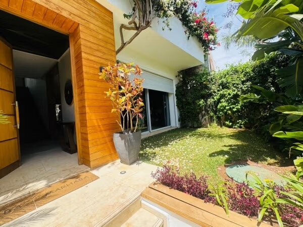Villa 4 chambres à vendre à Casablanca — Photo 2