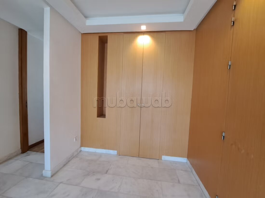 Apartment 178 m² for rent in Casablanca – Triangle d'Or — Photo 18